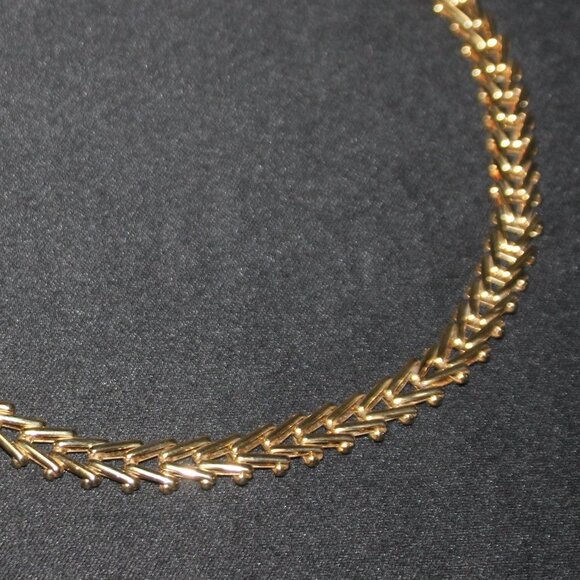 Vintage Gold Monet Chain Necklace - Picture 10 of 11